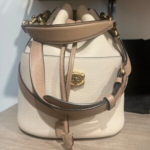 Coach bucket bag
